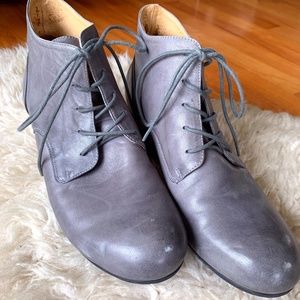 Choclat Blu Kory Gray Leather Derby Ankle Booties